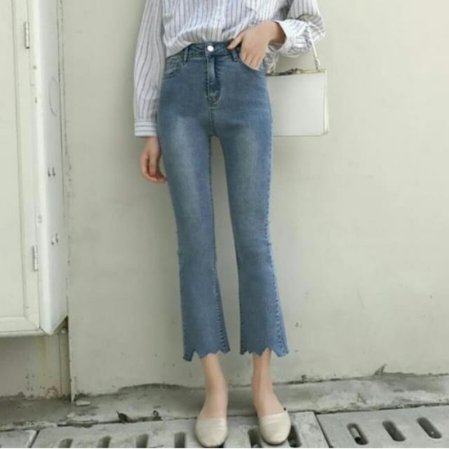 Jeans gấu lượn sóng