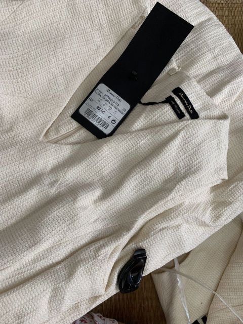 Đầm Massimo Dutti cổ V