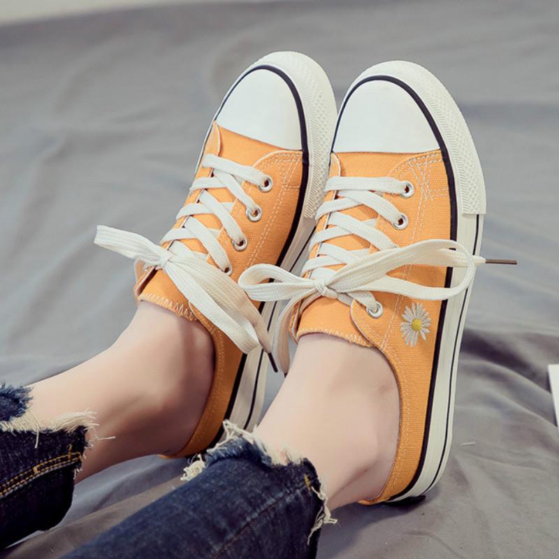 Giày lười thể thao IELGY canvas họa tiết hoa cúc thời trang dành cho nữ
