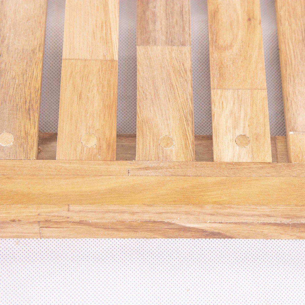 thảm chống trơn nhà tắm GKconcept được sản xuất 100% từ gỗ mật hồng tự nhiên với thiết kế thông minh, tối giản