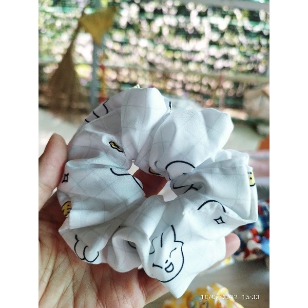 Cột tóc scrunchess nhiều màu