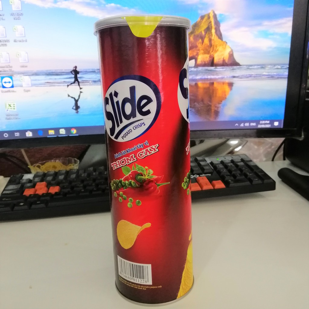 Snack Khoai Tây Slide Vị Thơm Cay (Lon 160g)