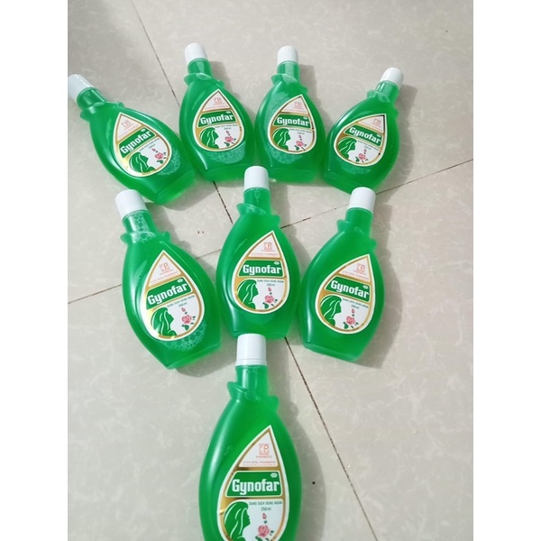Dung dịch Gynofar 250ml dùng ngoài da hỗ trợ rôm sảy, ngứa viêm