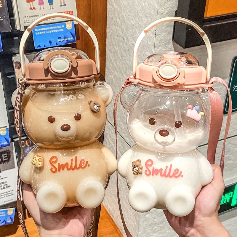 [XẢ LỖ] Bình nước gấu siêu kute ngộ nghĩnh cho bé đựng sữa, nước mang đi học, có kèm dây đeo, dung tích 1000ml!