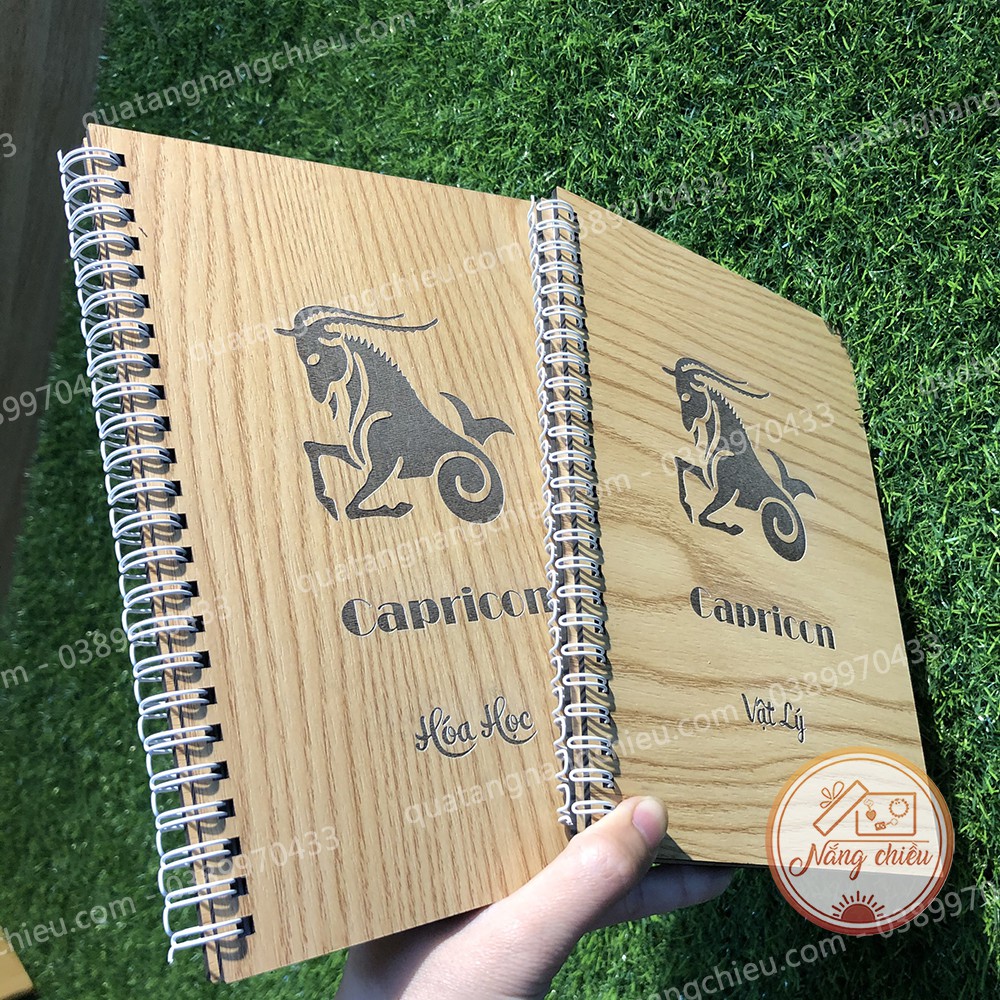 Sổ bìa gỗ gáy xoắn hiện đại - Thiết kế và khắc hình theo yêu cầu - Mẫu sổ khắc biểu tượng cung Ma Kết