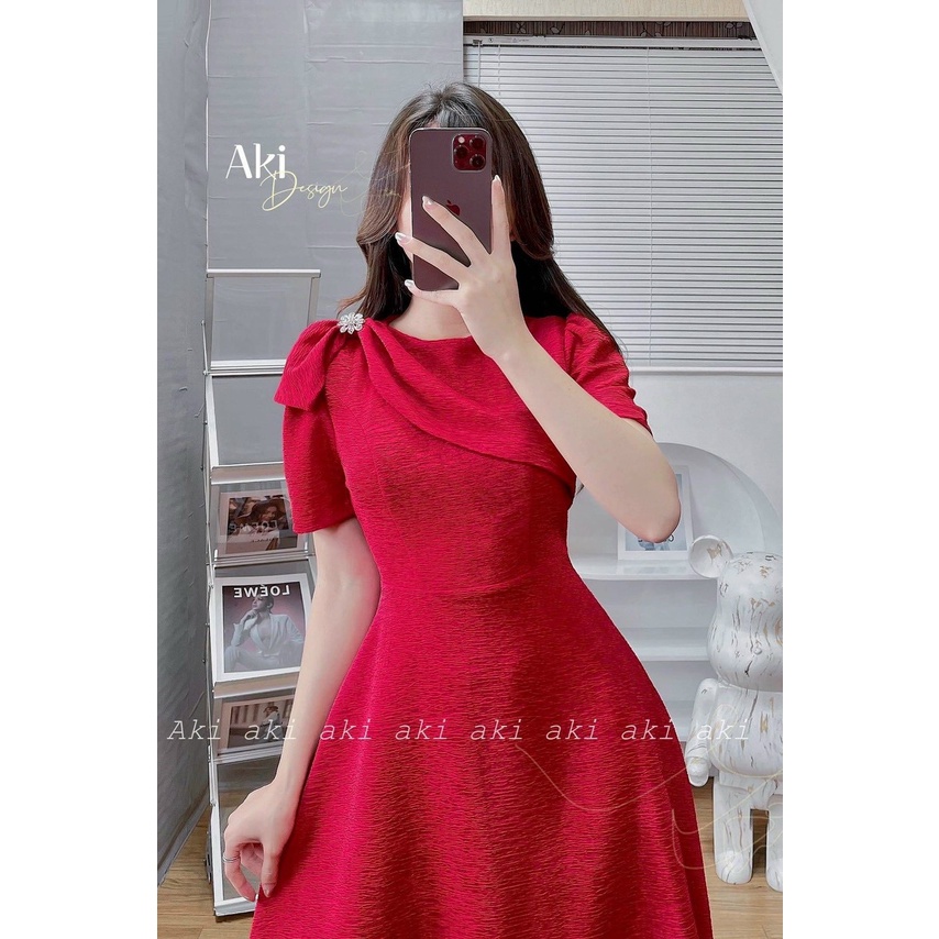Đầm nữ thời trang mặc đi chơi chất xốp kim cương cổ tròn phối bèo hoa cài tay ngắn váy xoè xinh xắn