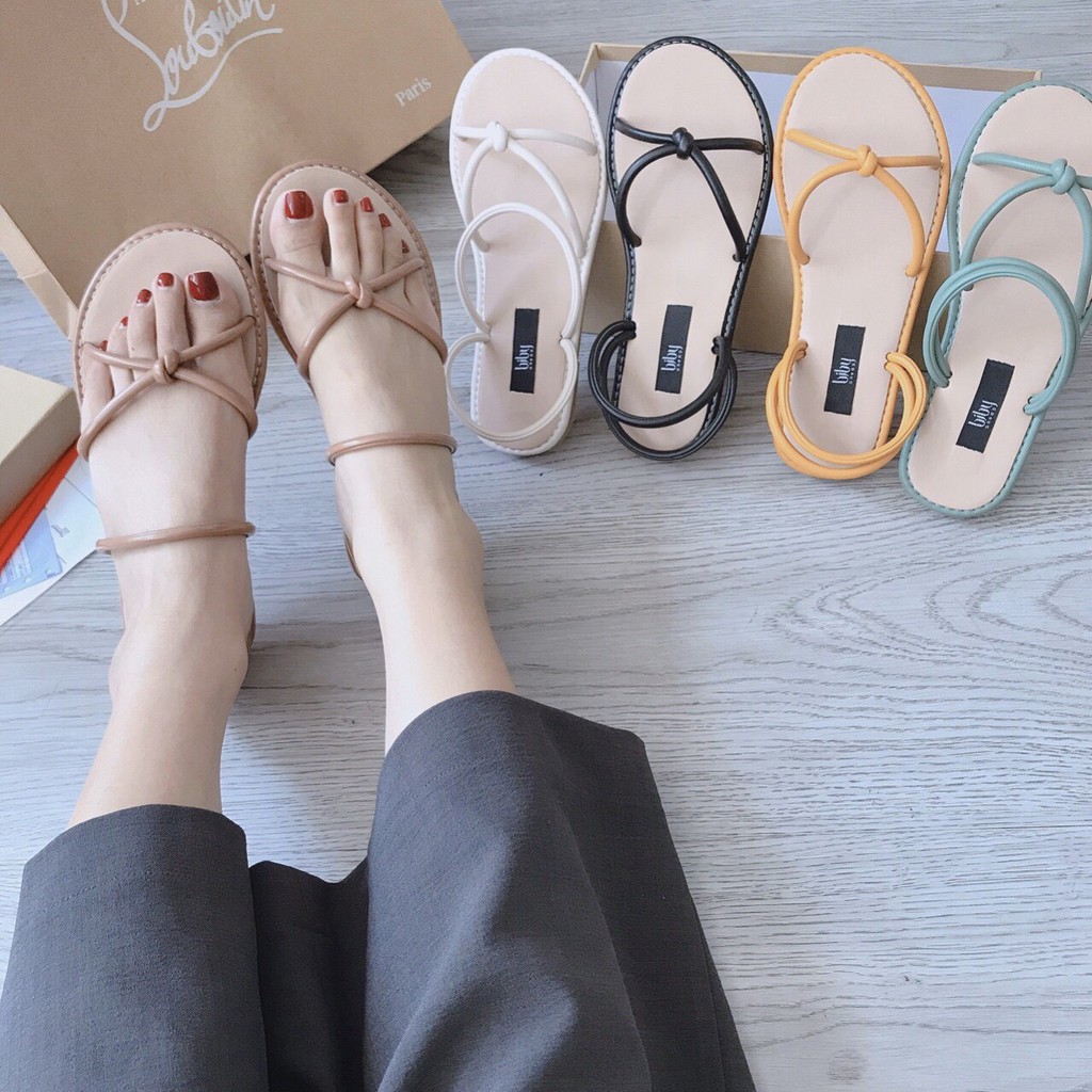 Sandal quai mảnh mang 2 kiểu