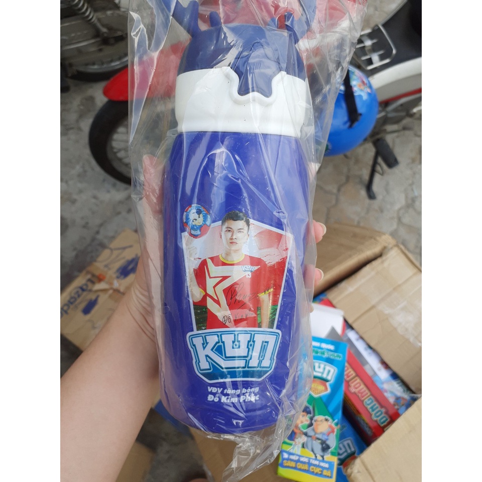 Bình nước giữ nhiệt cho bé Quà tặng từ sữa KUN