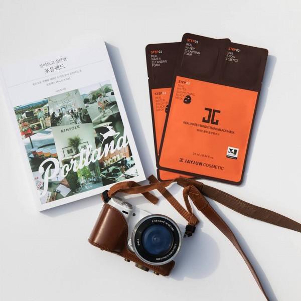 Phấn Nước Hera Black Cushion SPF 34 PA++ 15g Kèm 1 Lõi Thay Thế | BigBuy360 - bigbuy360.vn