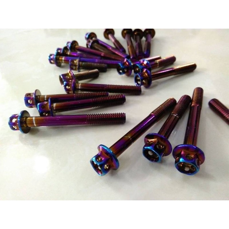 Ốc lốc máy sirius titan hình vương miệng
