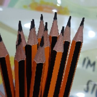 Chì gỗ 2b.1 hộp 12 cây.