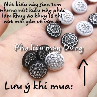 Nút khắc hoa size 1cm