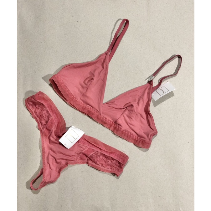 Sale off set bralette xuất khẩu lỗi ngấn vải
