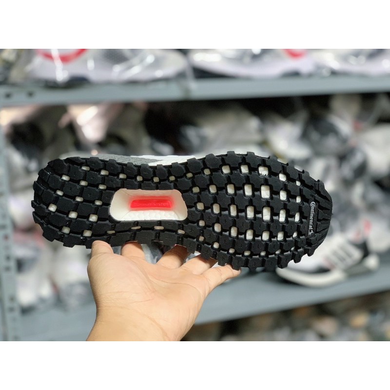 Giày Ultra Boost All Terain Đen Trắng đế vạch Xám | BigBuy360 - bigbuy360.vn