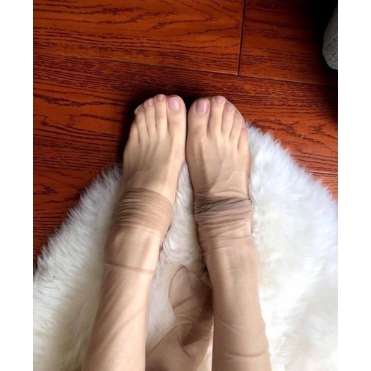 Quần tất giấy mỏng tàng hình hot nhất 2019