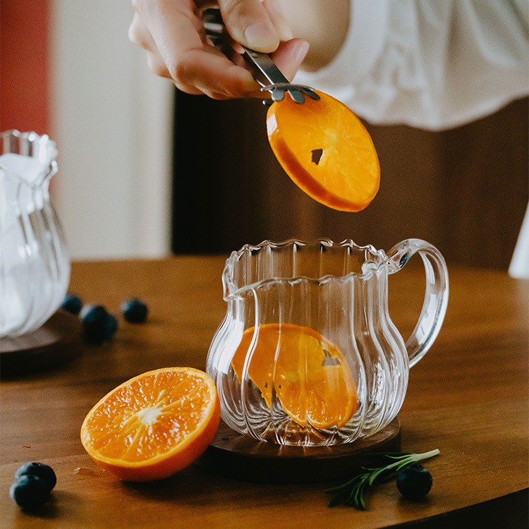 Bình Nước Thủy Tinh Chịu Nhiệt Có Tay Cầm Dung Tích 300 / 550ml