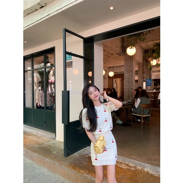 DUNEA Set đồ gồm áo dệt kim cổ chữ V thêu hình trái cherry + chân váy thời trang gợi cảm