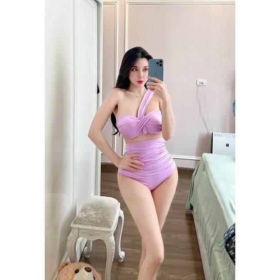 Bikini cạp cao lệch vai