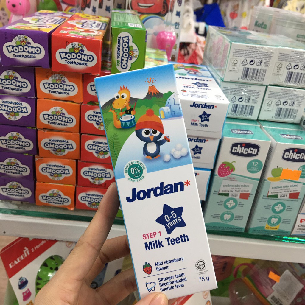 Kem đánh răng trẻ em Jordan