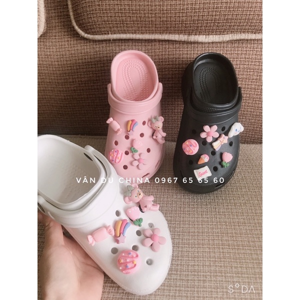 Set sticker, jibbitz, charm gấu Hello Bear gắn dép cross, gắn sục cross
