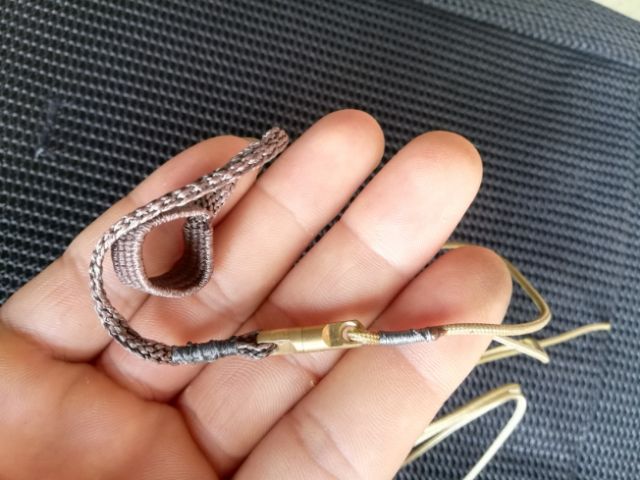 Xích chân gà mồi