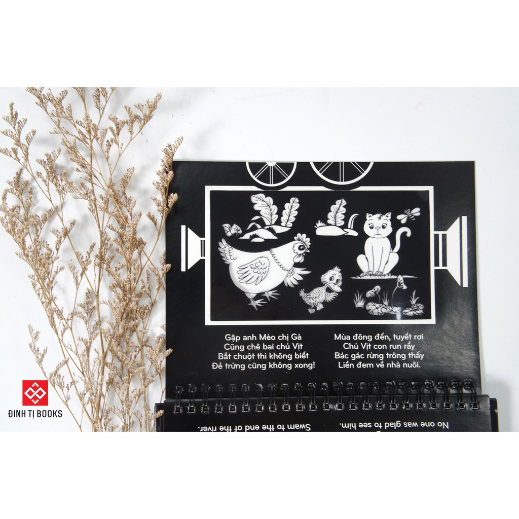 Sách chiếu bóng - Cinema book - Rạp chiếu phim trong sách - Vịt con xấu xí