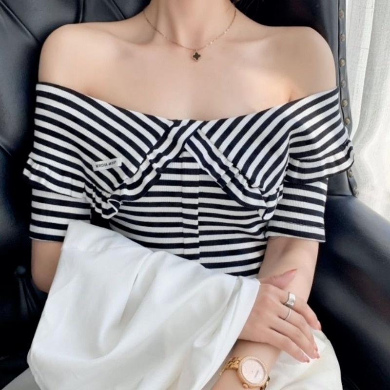 Áo Trễ Vai Ngắn Tay Họa Tiết Kẻ Sọc Thời Trang Dành Cho Nữ