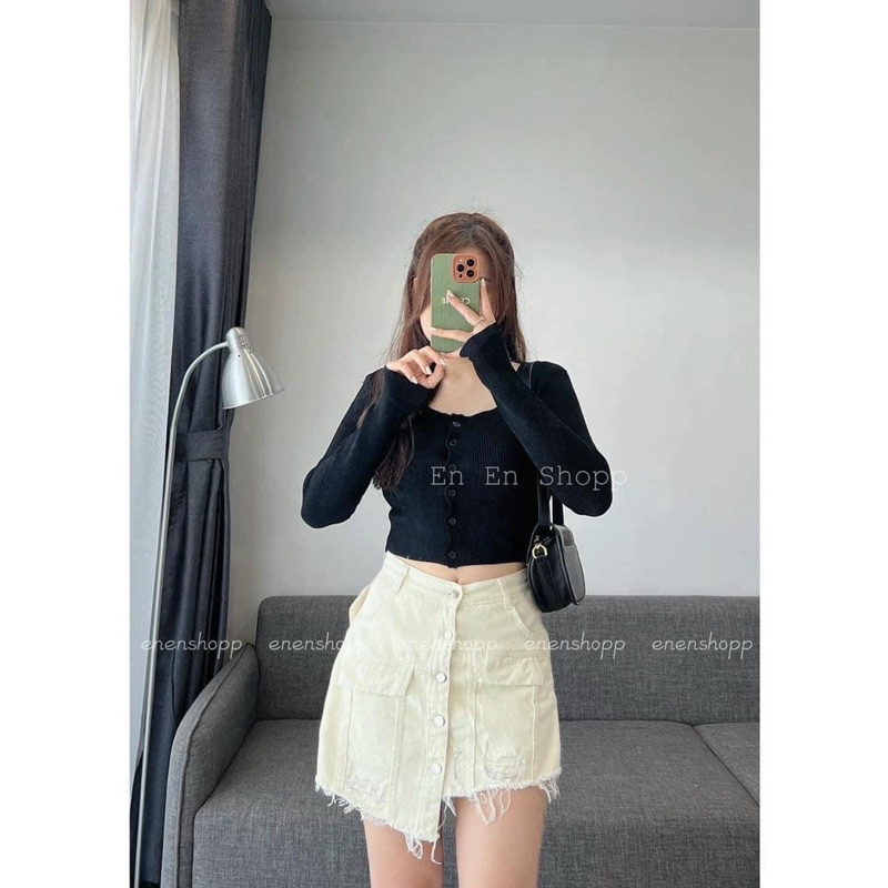 ÁO LEN CỔ VUÔNG KHUY DỌC DÀI TAY DÁNG NGẮN SEXY MS11672 (i2-5)