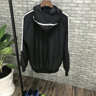 ÁO KHOÁC DÙ CHẠY SỌC