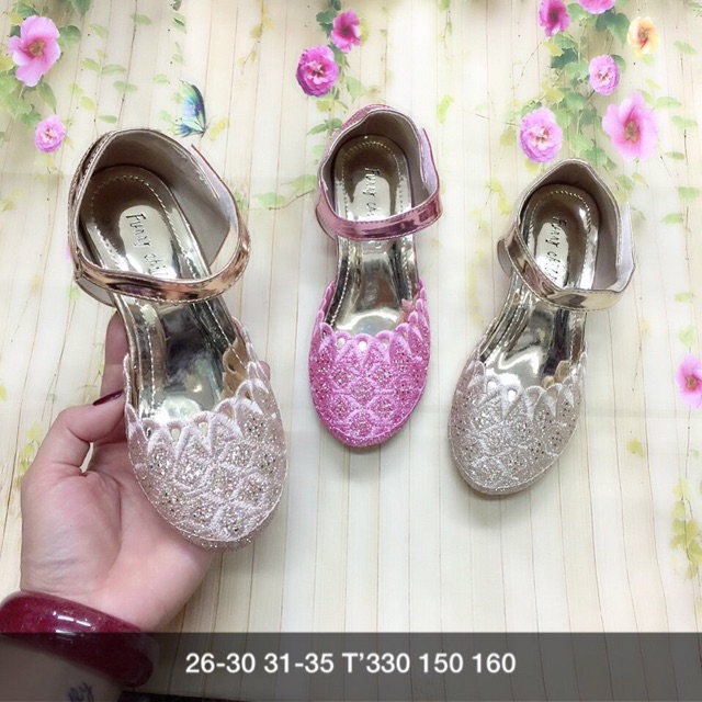 Sandal cao gót dành cho bé gái 4-8 tuổi