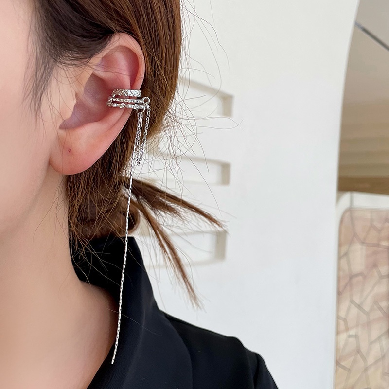Khuyên Kẹp Tai Dáng Dài Đính Ngọc Trai Cá Tính Dễ Phối Đồ