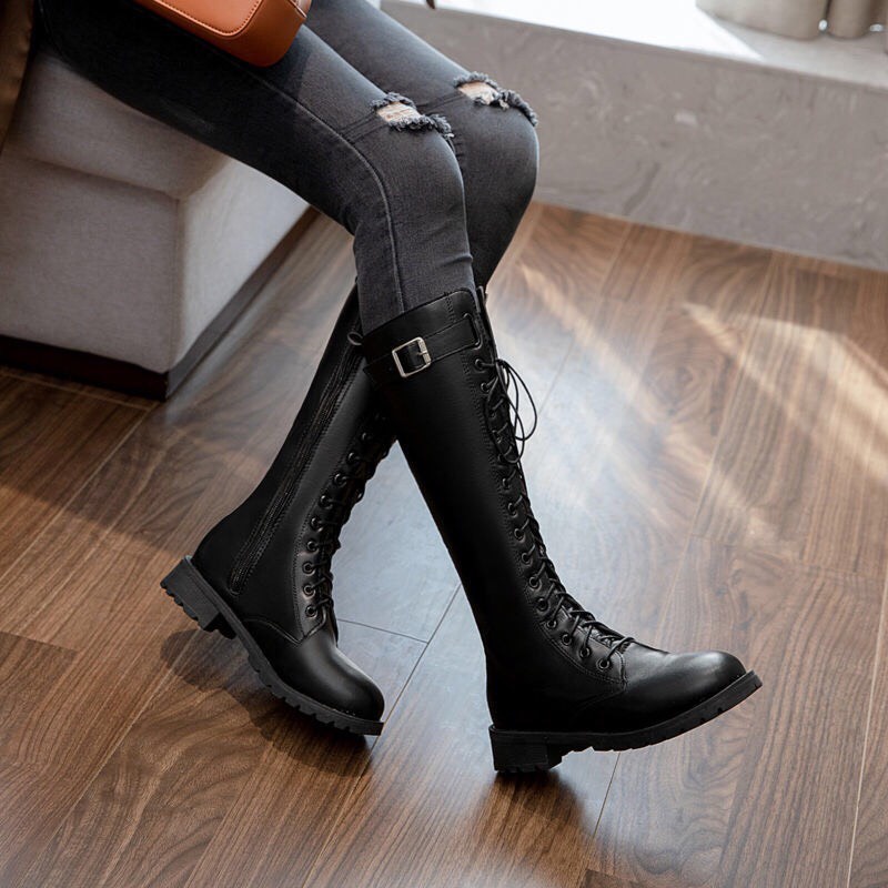 Boots nữ đan dây khóa cạnh