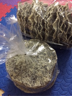 Combo 20c bánh đa mè đen sống