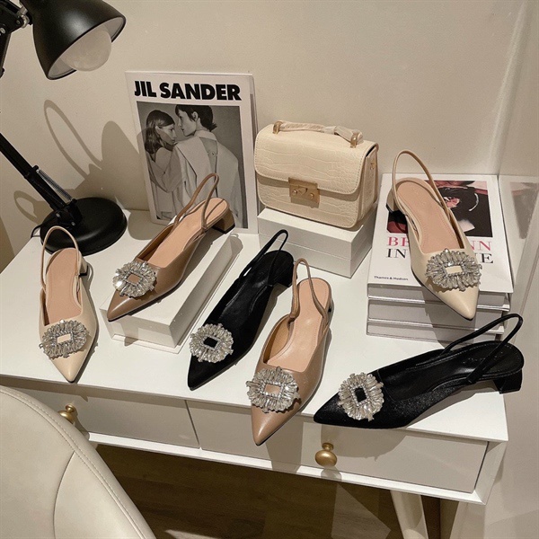 SANDAL BÍT MŨI DÍNH ĐÁ, Guốc bảng đá hàng quảng châu fullbox hãng - Sunny Boutique