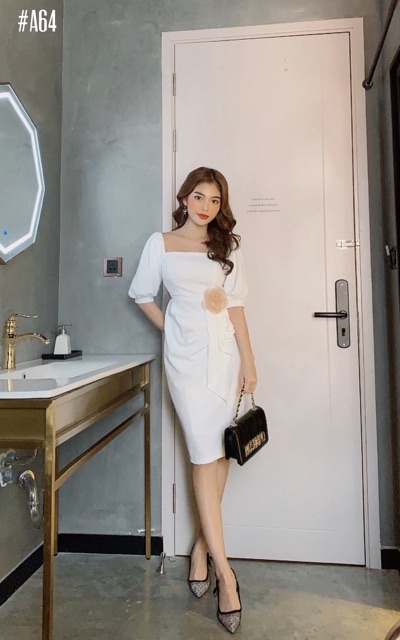 Đầm dự tiệc dáng ôm cổ vuông bèo ảnh thật | BigBuy360 - bigbuy360.vn