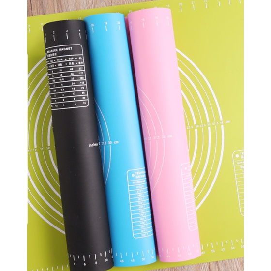 Tấm lót nhào bột bằng silicon kích thước 80x60cm tiện dụng cho làm bánh