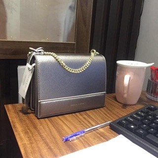 Túi xuất xịn cnk