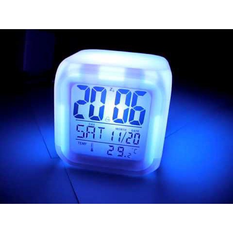 Đồng hồ led 7 màu