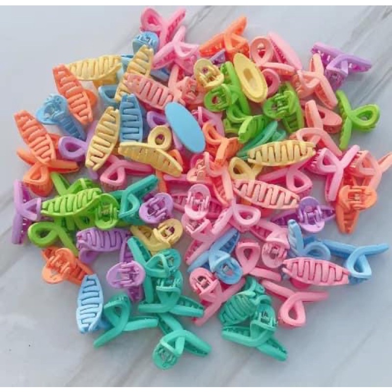Cặp tóc mái càng cua phong cách Hàn Quốc thiết kế dễ thương có nhiều màu cho nữ