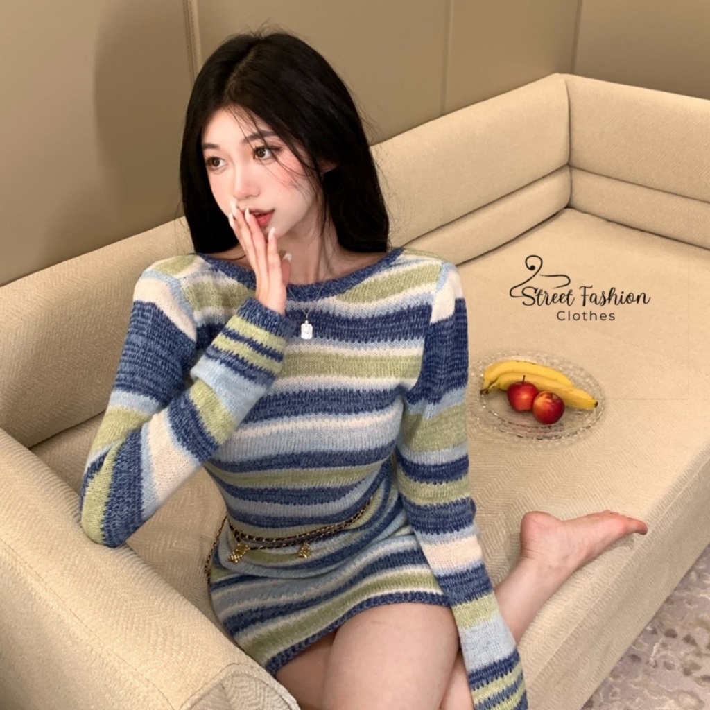 Váy dệt kim khoét lưng hoạ tiết kẻ hot trend 2022