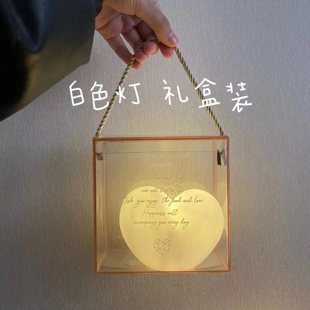 Đèn ngủ hình trái tim tinh tế dành cho trang trí phòng ngủ