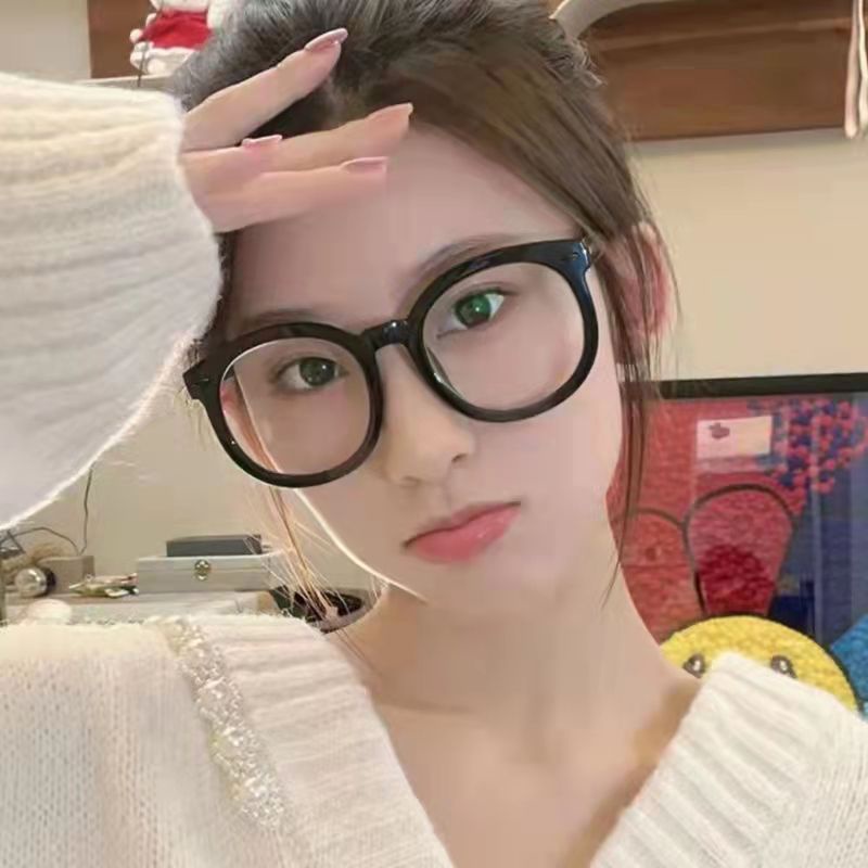 Gọng Kính Tròn Cổ Điển Dành Cho Nữ