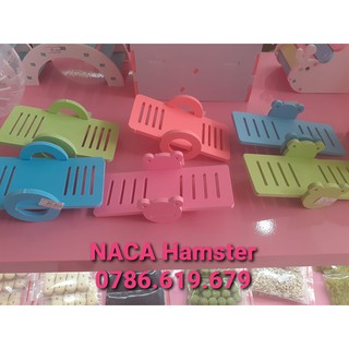 Bập bênh gỗ