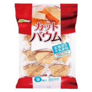 Bánh bông lan vị cà phê Baumkuchen Marukin gói 9 cái