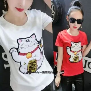Áo thun thêu mèo Thần Tài vẫy tay