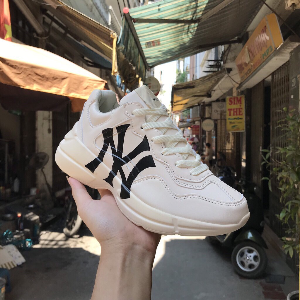 Giày Sneaker nam nữ mới nhất 2020 | BigBuy360 - bigbuy360.vn