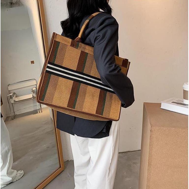 Túi Xách Nữ Kẻ Sọc Thời Trang 2020