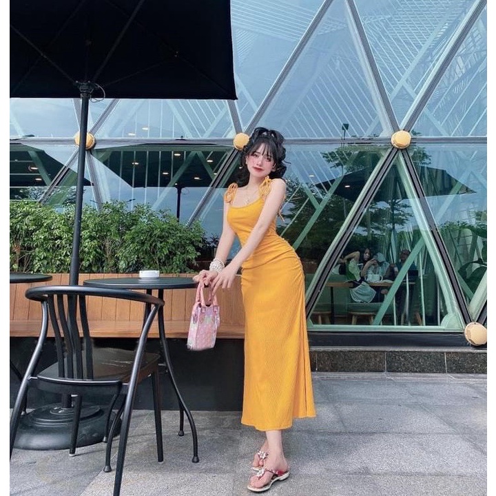 Đầm Body Hai Dây Cột Nơ