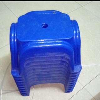 Com bo 10 ghế nhựa vinh hương