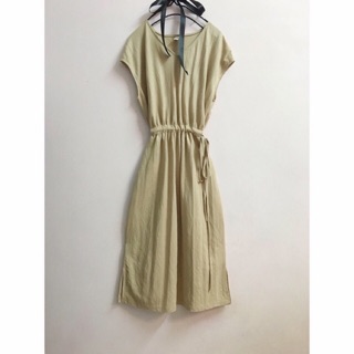 Đầm suông midi linen cột dây eo (tạm hết)